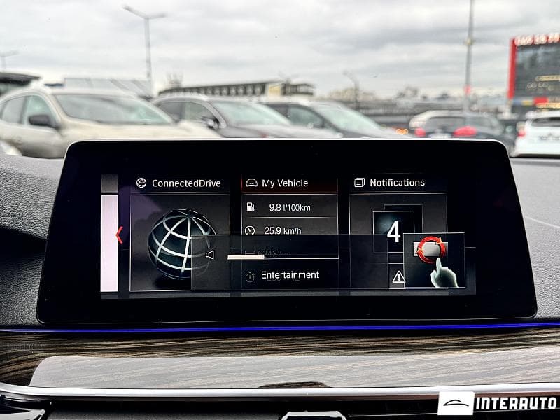 2017 BMW 530 — Miniatură 9
