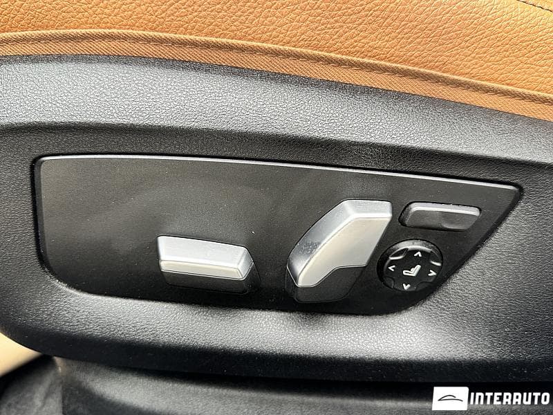 2017 BMW 530 — Miniatură 20