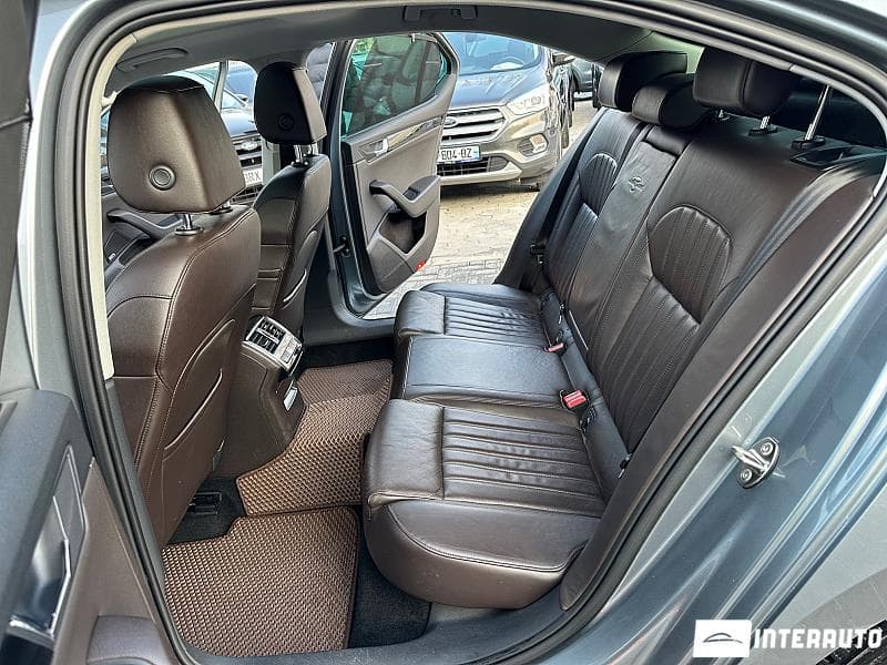 2015 Skoda Superb — Miniatură 21