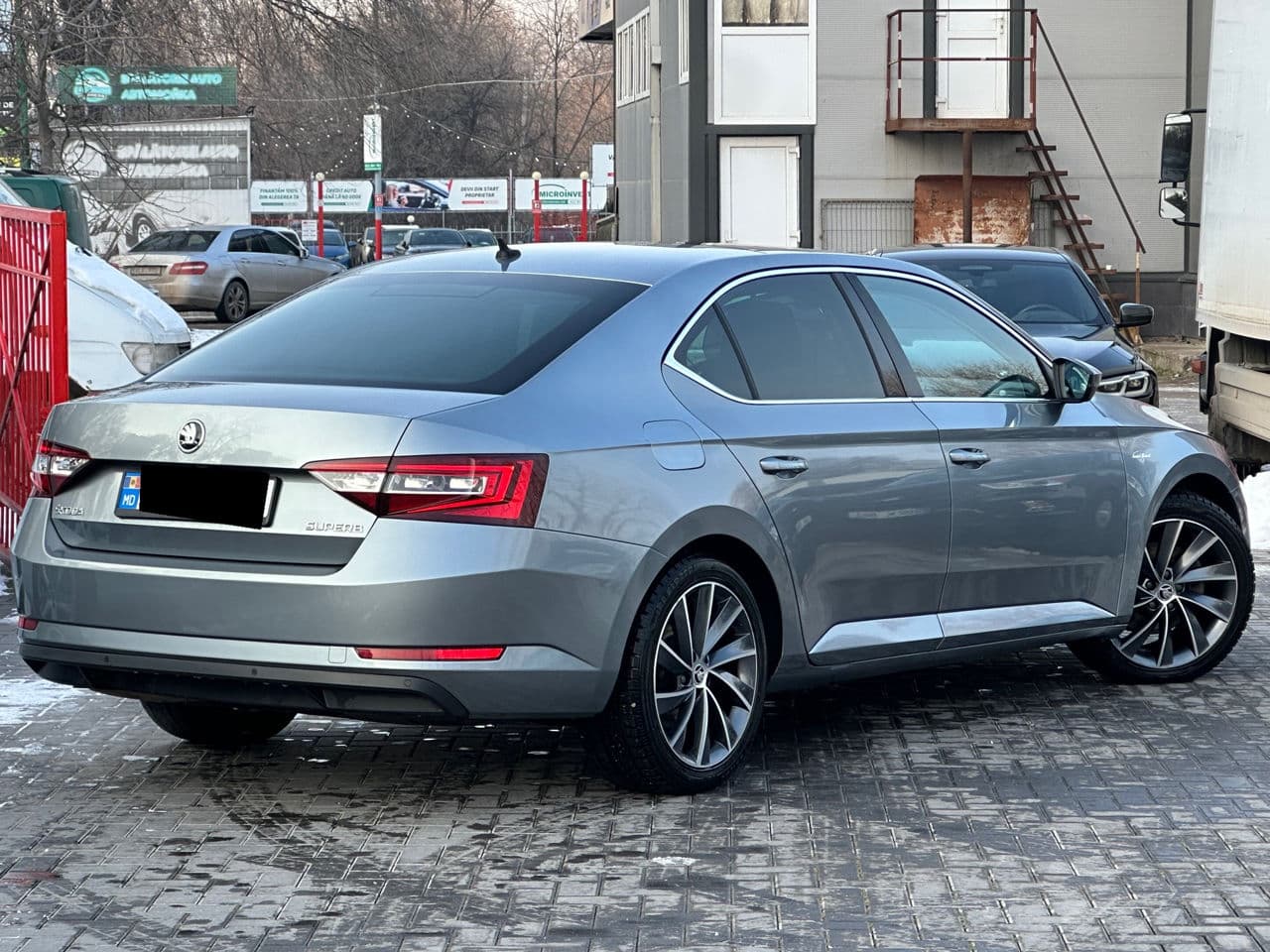 2015 Skoda Superb — Miniatură 2