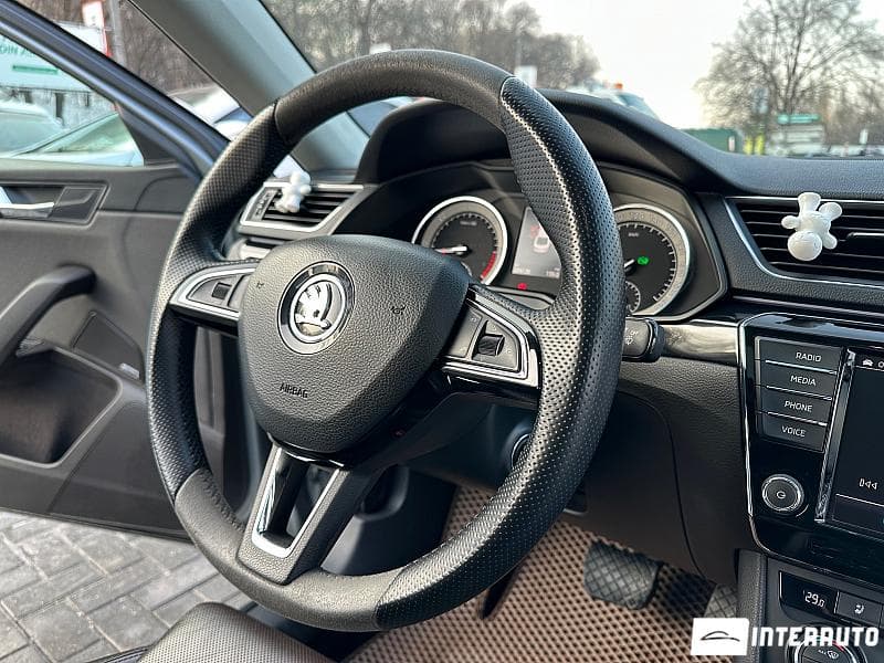 2015 Skoda Superb — Miniatură 7