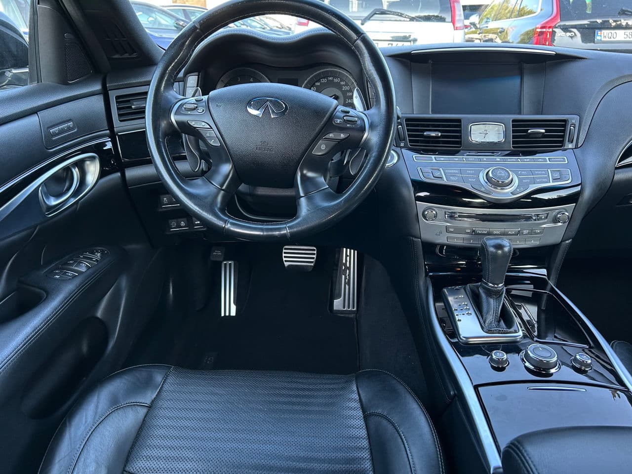 2018 Infiniti Q70 — Miniatură 7