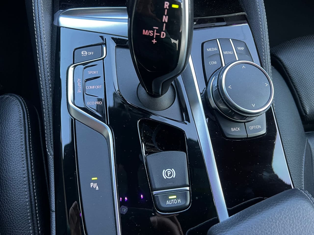 2017 BMW 520 — Miniatură 14