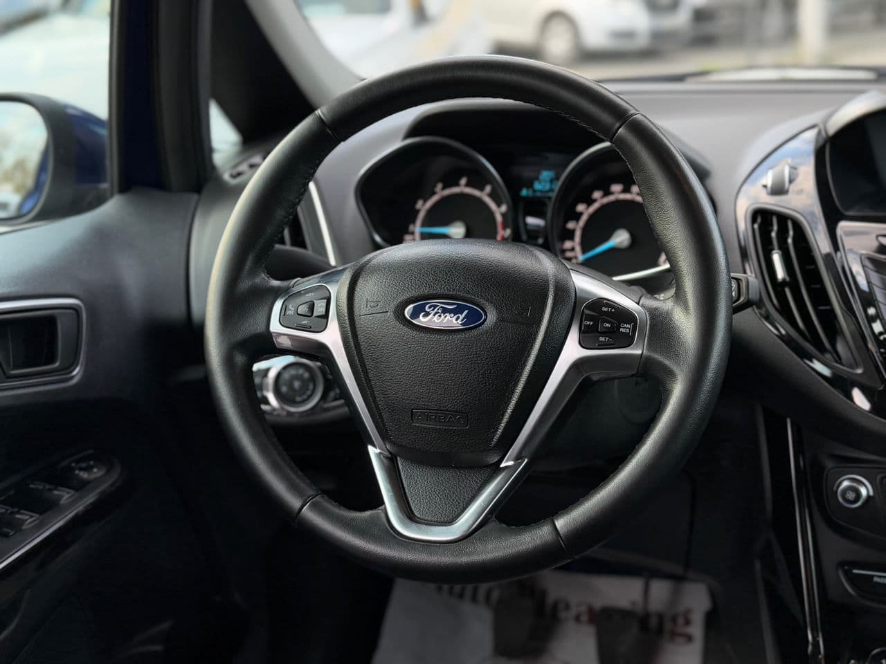 2017 Ford B-MAX — Miniatură 11