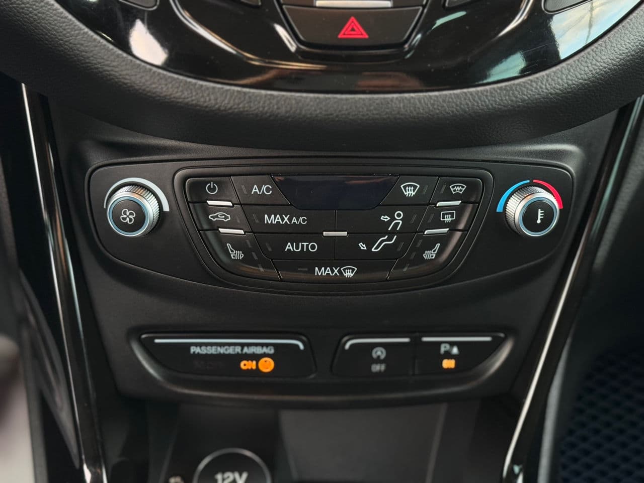 2017 Ford B-MAX — Miniatură 15