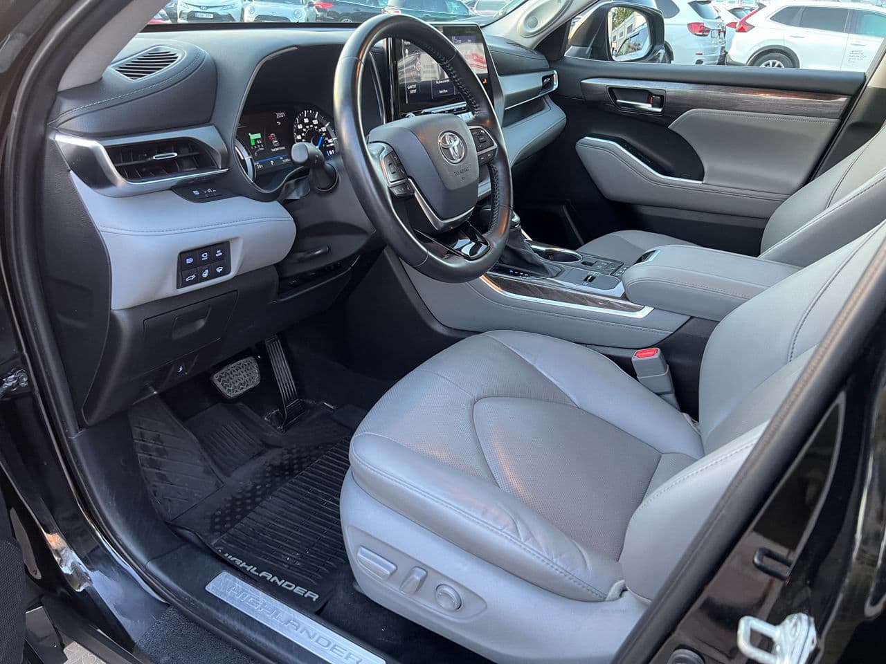2021 Toyota Highlander — Miniatură 7