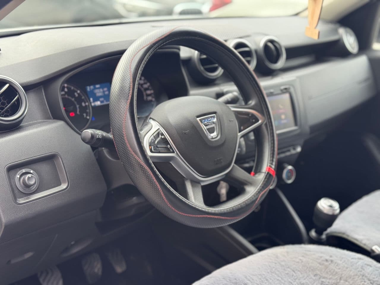 2021 Dacia Duster — Miniatură 8