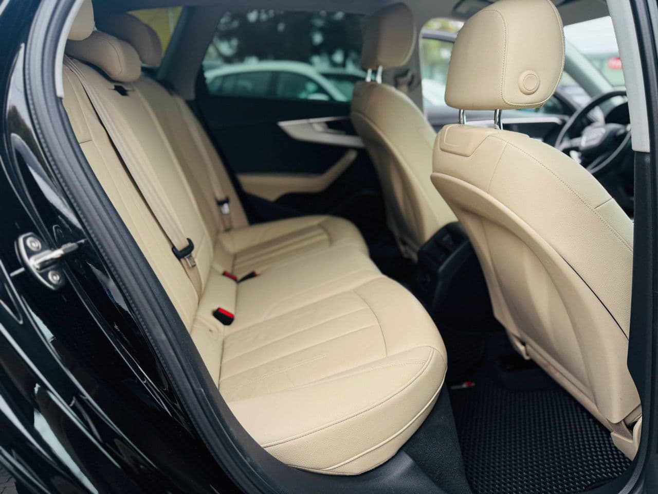 Audi A4 2017 — Миниатюра 13