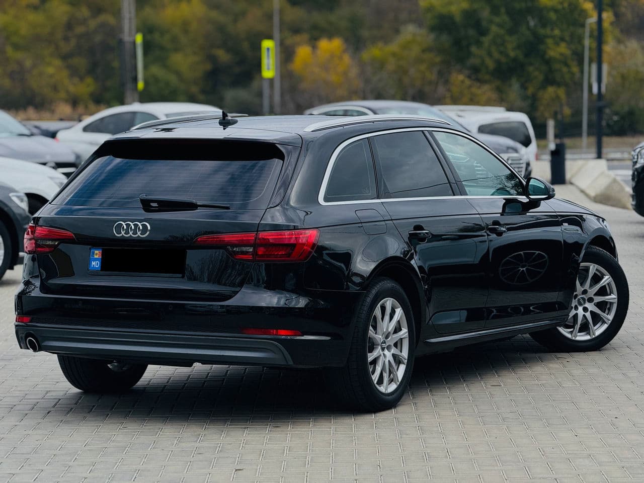 Audi A4 2017 — Миниатюра 3