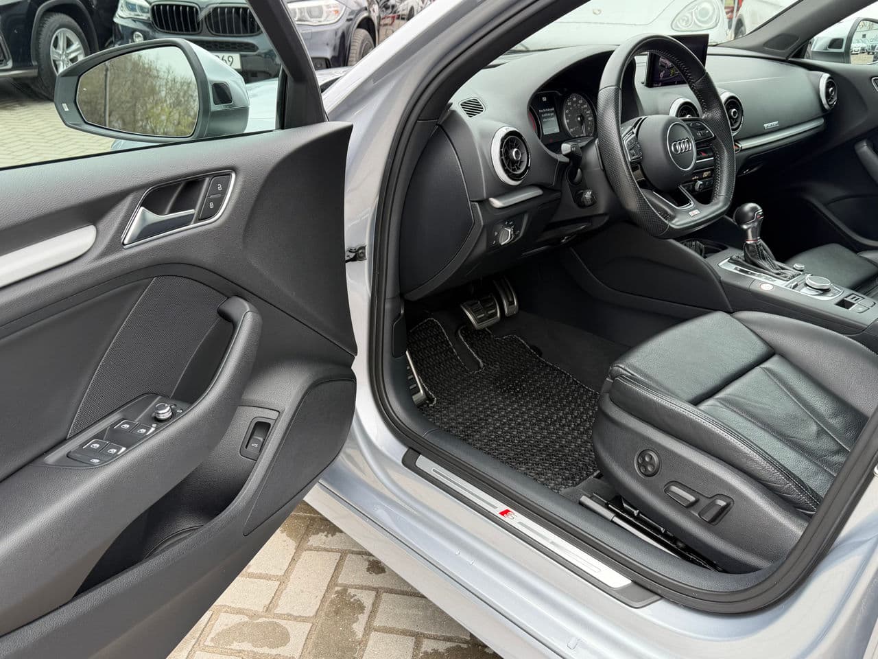 2017 Audi S3 — Miniatură 7