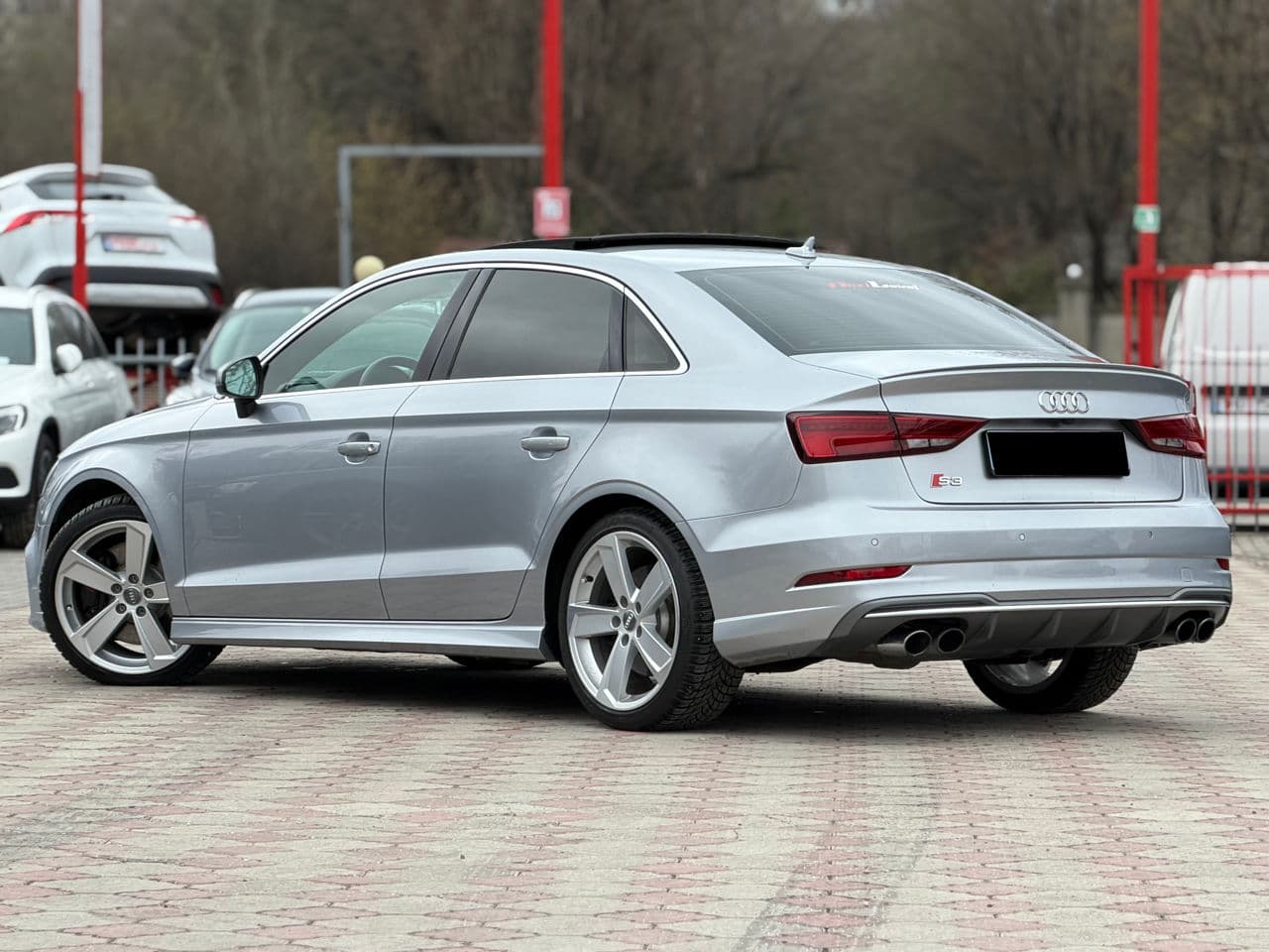 2017 Audi S3 — Miniatură 3