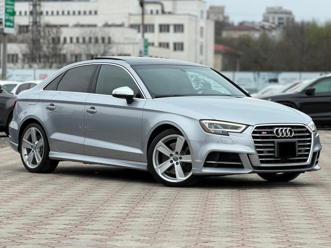 2017 Audi S3 — Miniatură 4