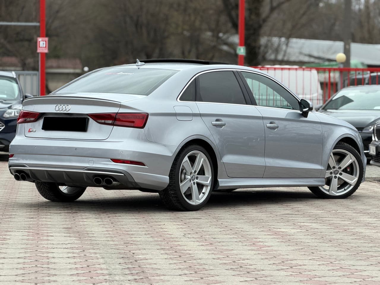 2017 Audi S3 — Miniatură 2