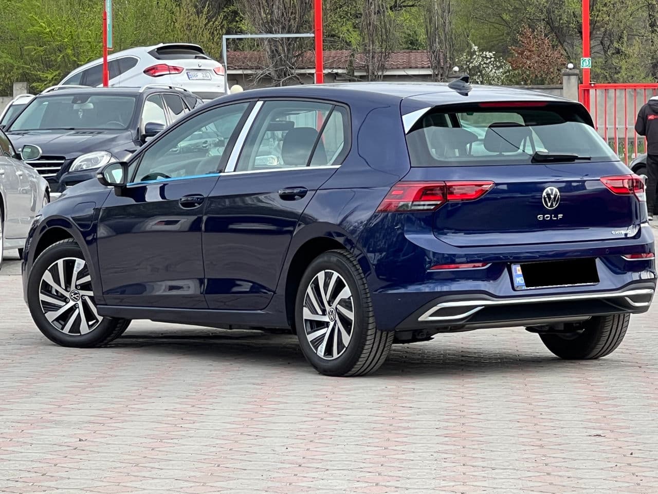 Volkswagen Golf eHybrid 2024 — Миниатюра 2