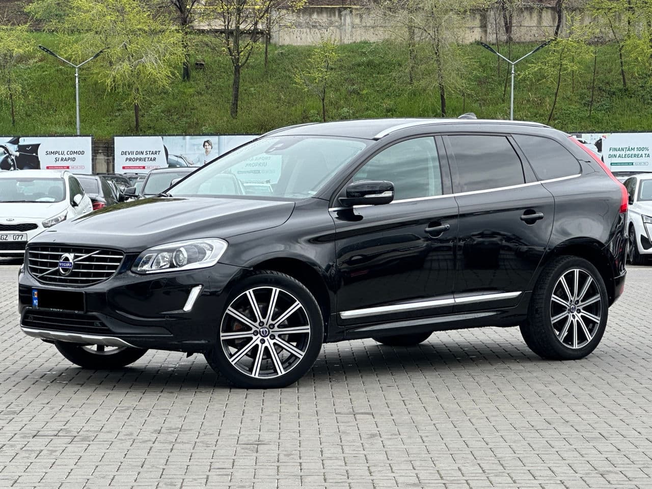 2017 Volvo XC 60 — Miniatură 2