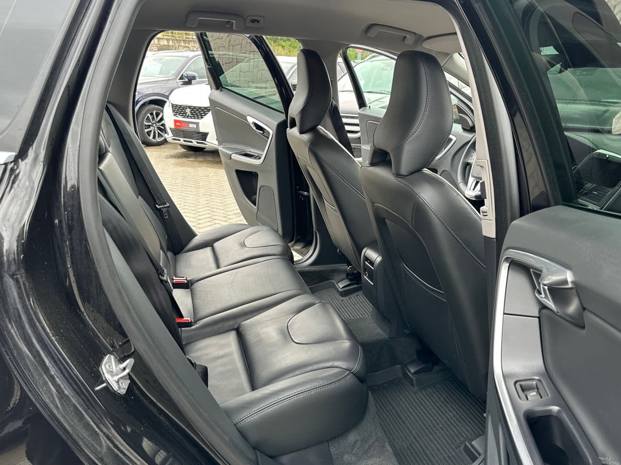 2017 Volvo XC 60 — Miniatură 14