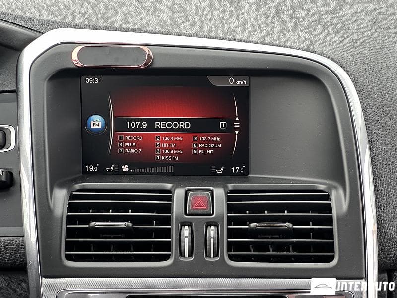 2017 Volvo XC 60 — Miniatură 10