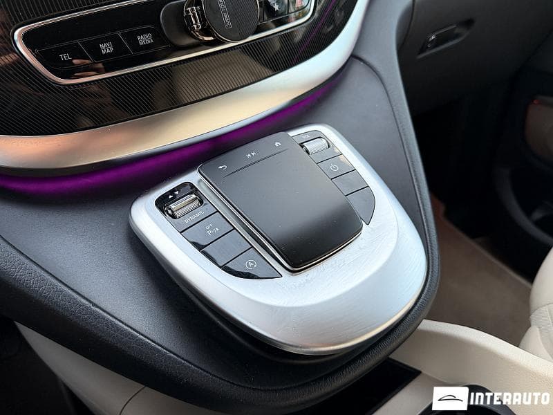 Mercedes V 250 2021 — Миниатюра 9
