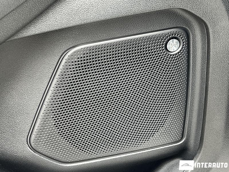 2020 Ford Kuga — Miniatură 24