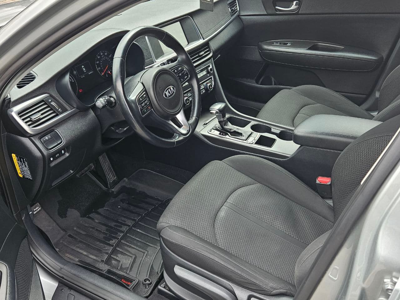 2017 Kia Optima — Miniatură 7