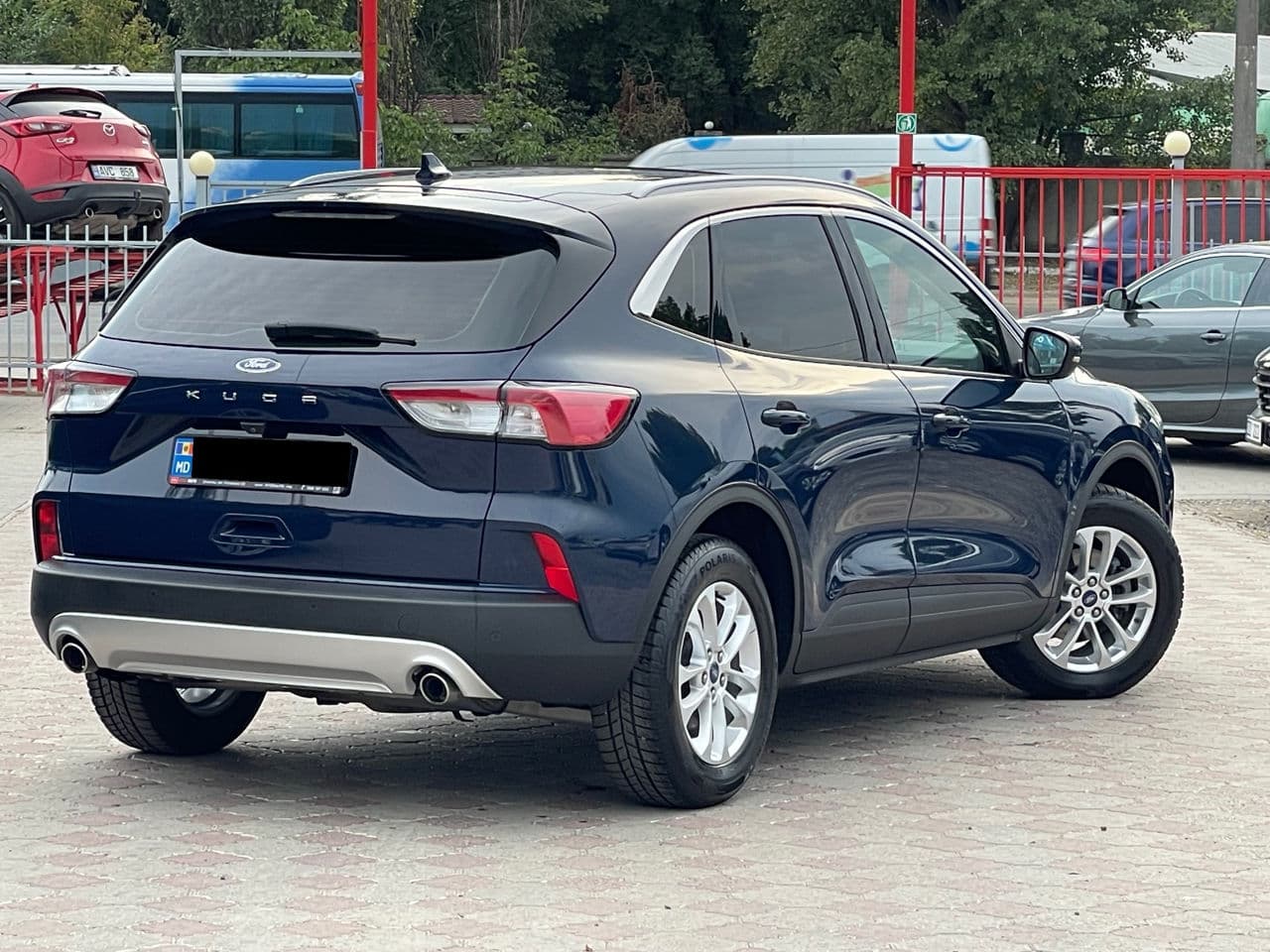 2021 Ford Kuga — Miniatură 3