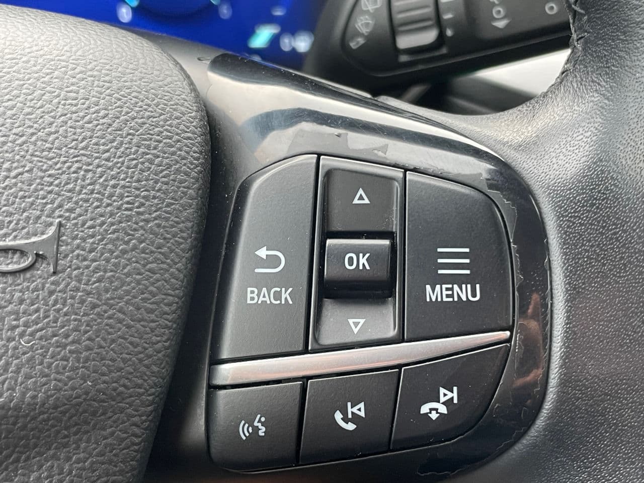 2021 Ford Kuga — Miniatură 11