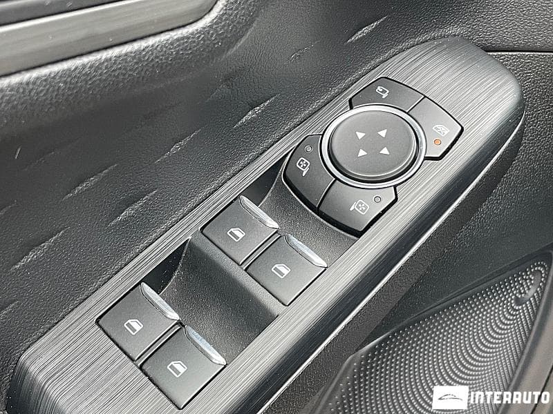 2021 Ford Kuga — Miniatură 7