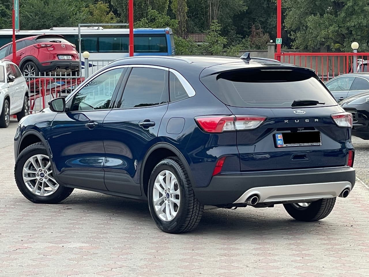 2021 Ford Kuga — Miniatură 2