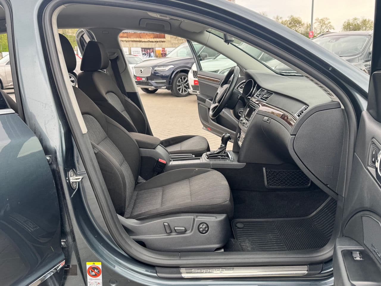 2013 Skoda Superb — Miniatură 14