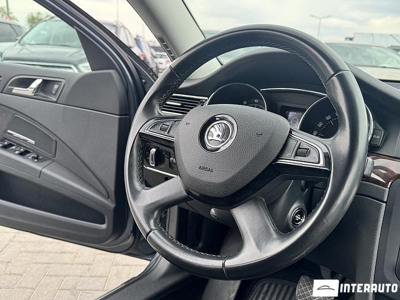 2013 Skoda Superb — Miniatură 7