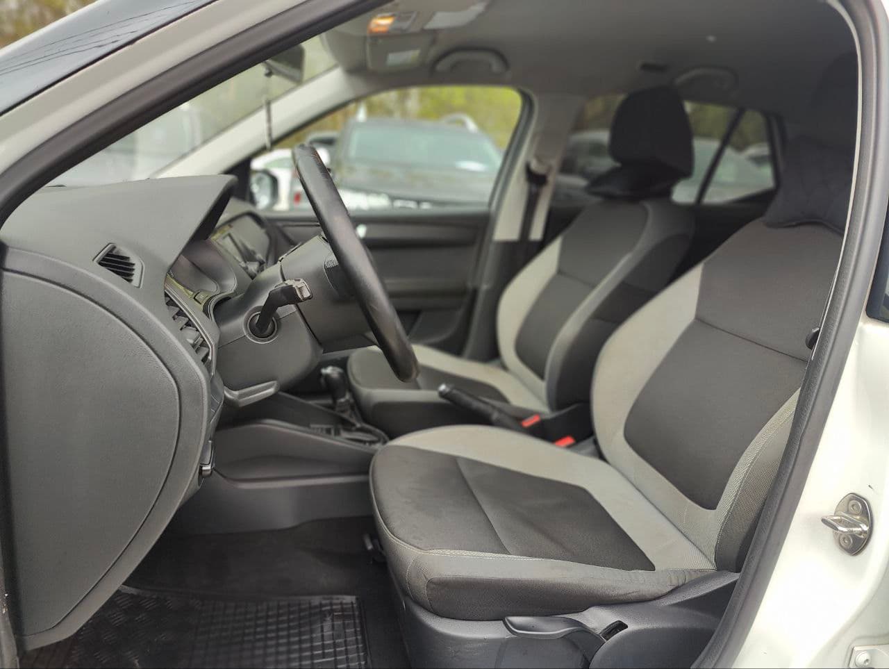 Skoda Fabia 2015 — Миниатюра 6