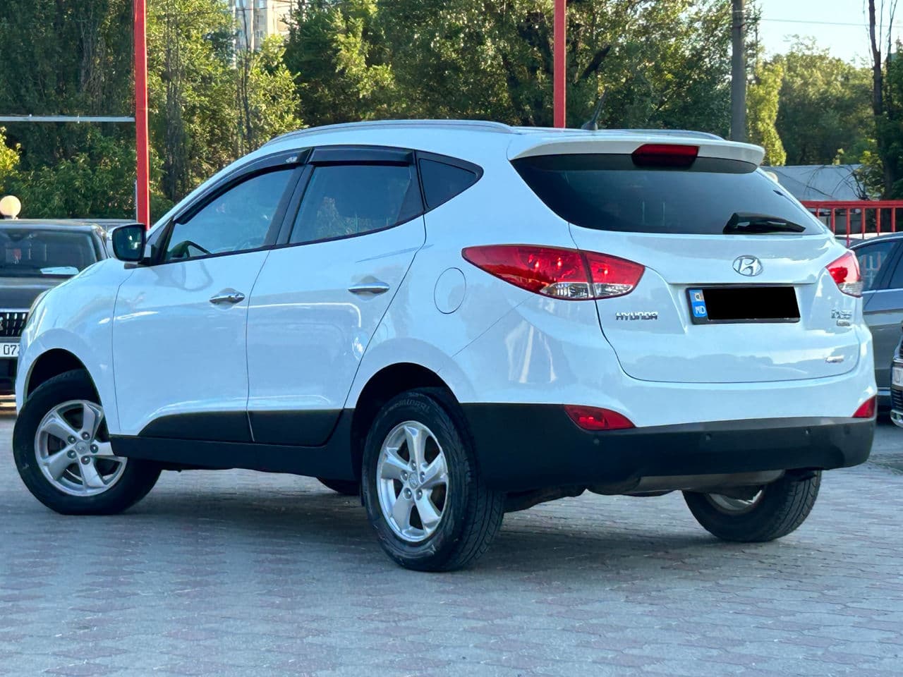 Hyundai ix35 2010 — Миниатюра 3