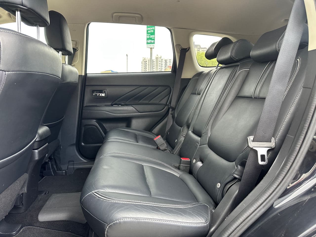 2015 Mitsubishi Outlander — Miniatură 18