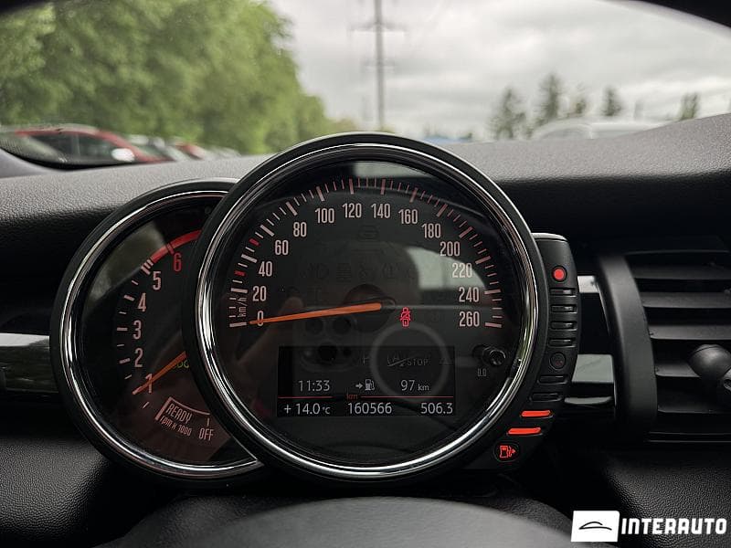 2015 Mini Cooper D — Miniatură 11