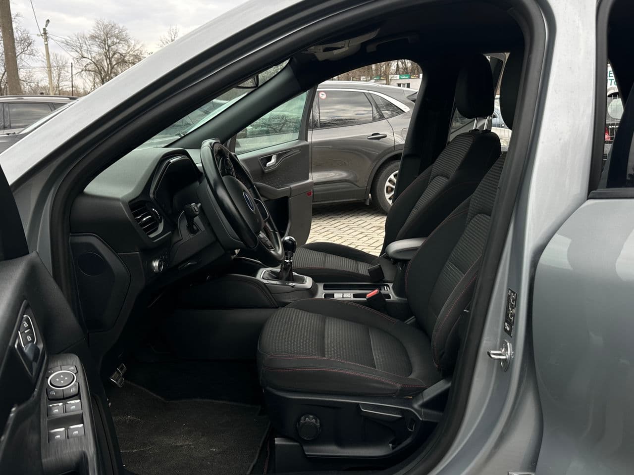 2020 Ford Kuga — Miniatură 5