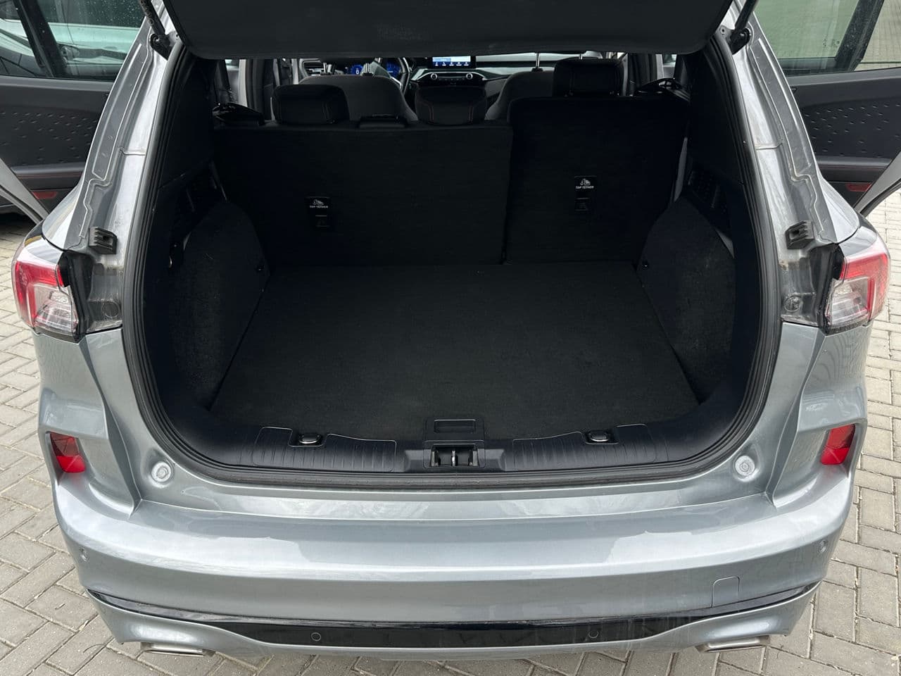 2020 Ford Kuga — Miniatură 19