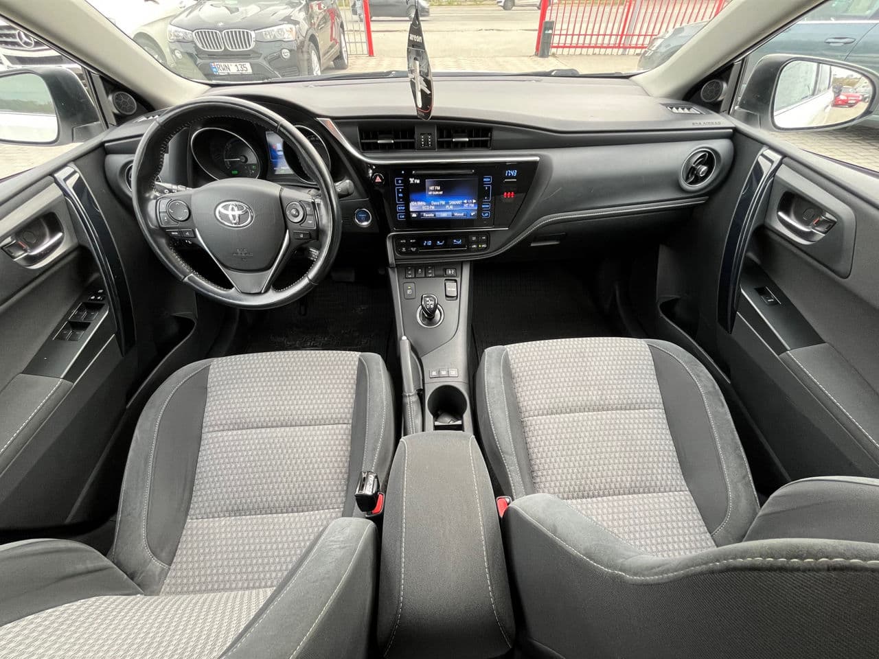 2018 Toyota Auris — Miniatură 7