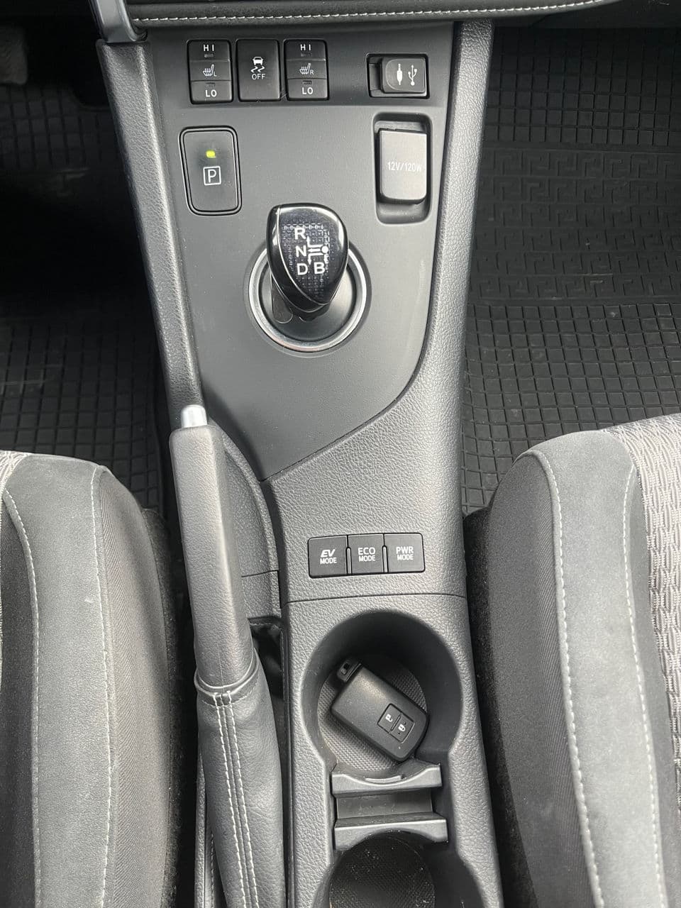 2018 Toyota Auris — Miniatură 13