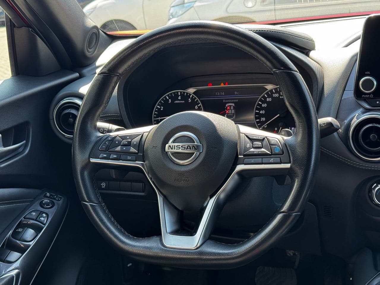 2021 Nissan Juke — Miniatură 8