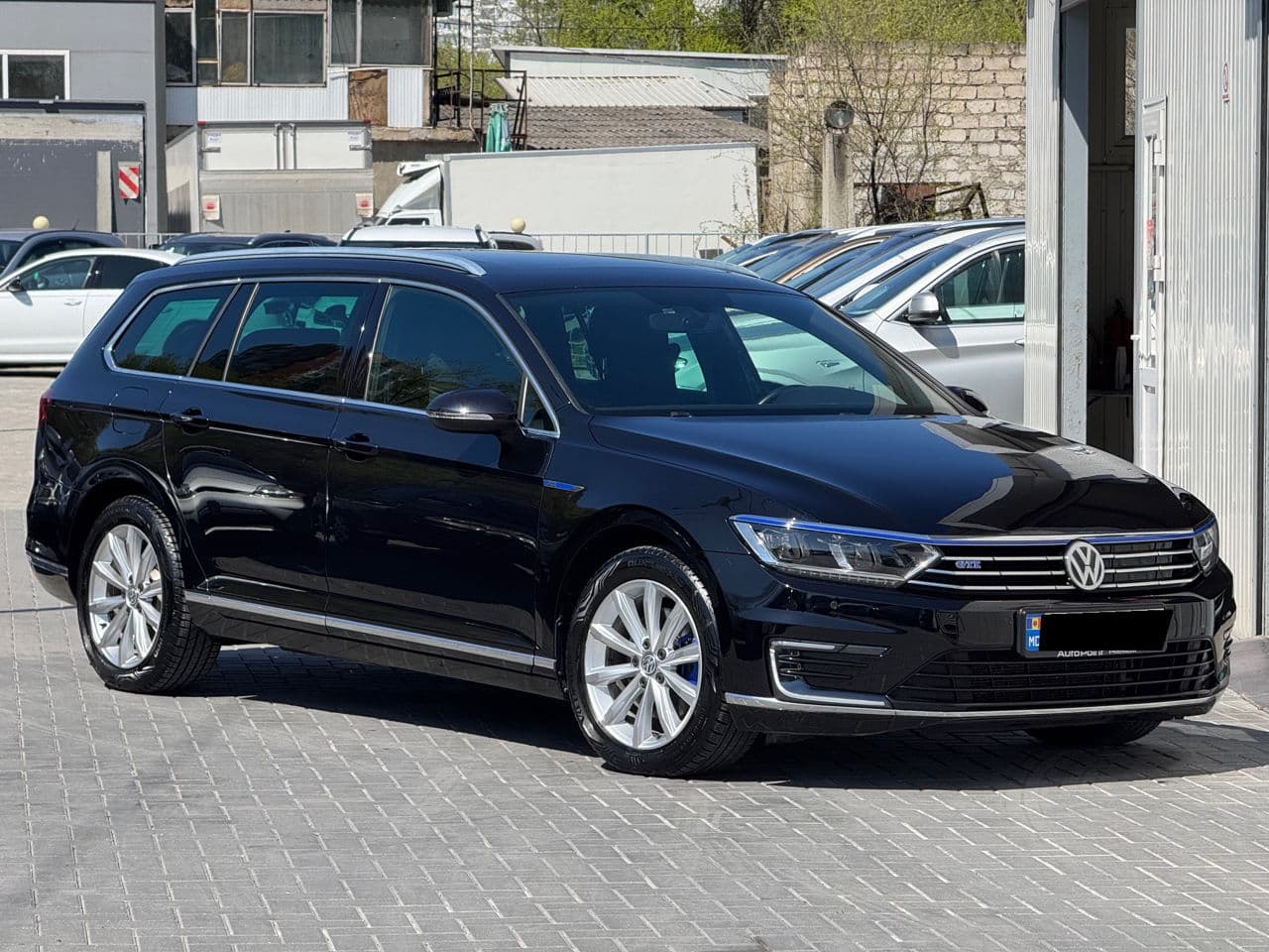 2015 Volkswagen Passat GTE — Miniatură 4