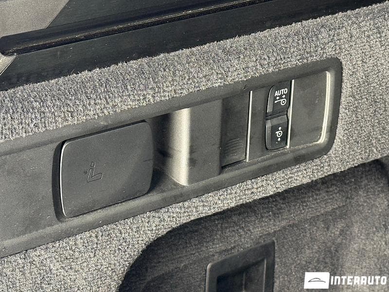 2019 BMW X5 M5.0D — Miniatură 19