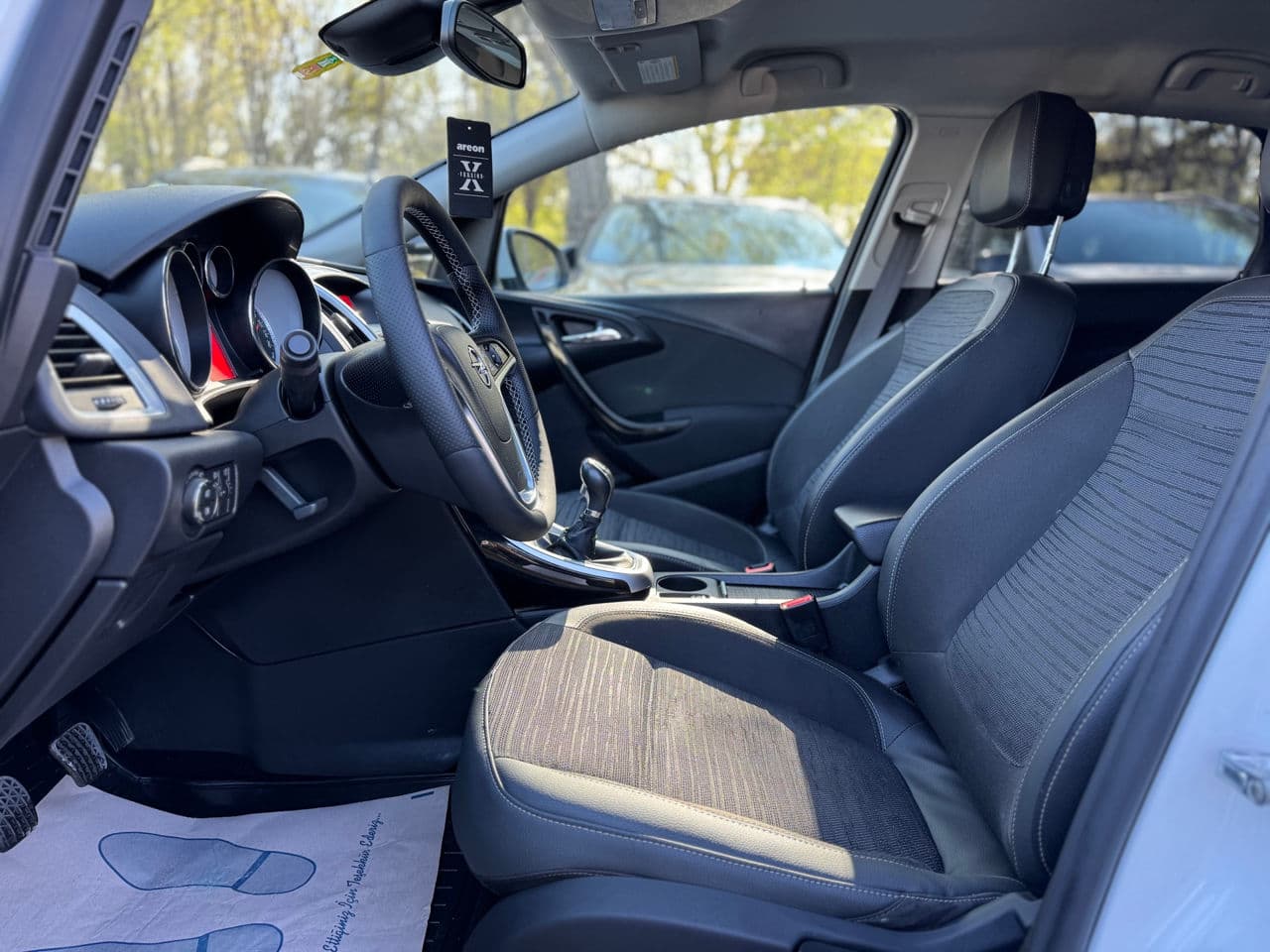 2015 Opel Astra — Miniatură 7