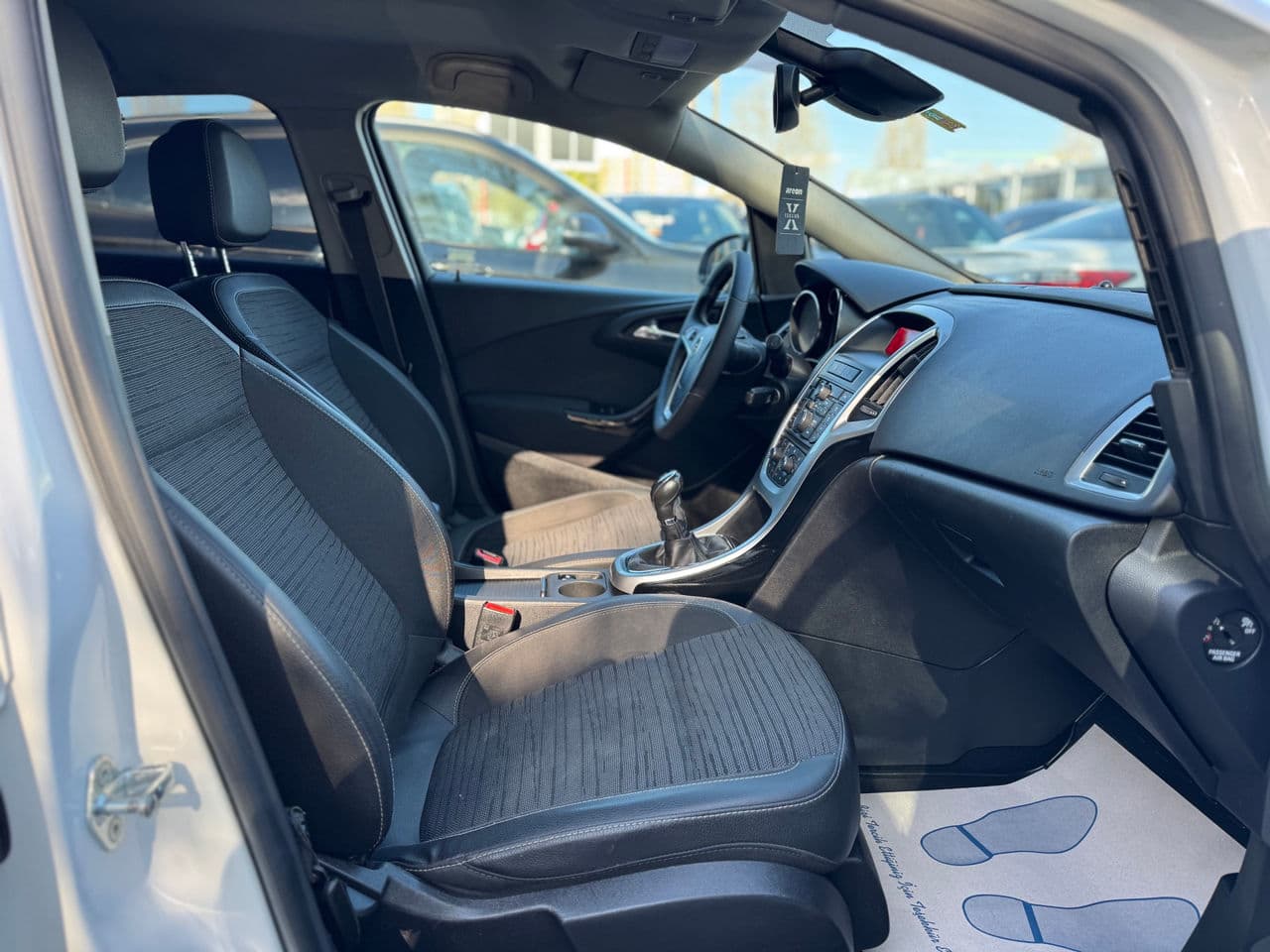 2015 Opel Astra — Miniatură 18