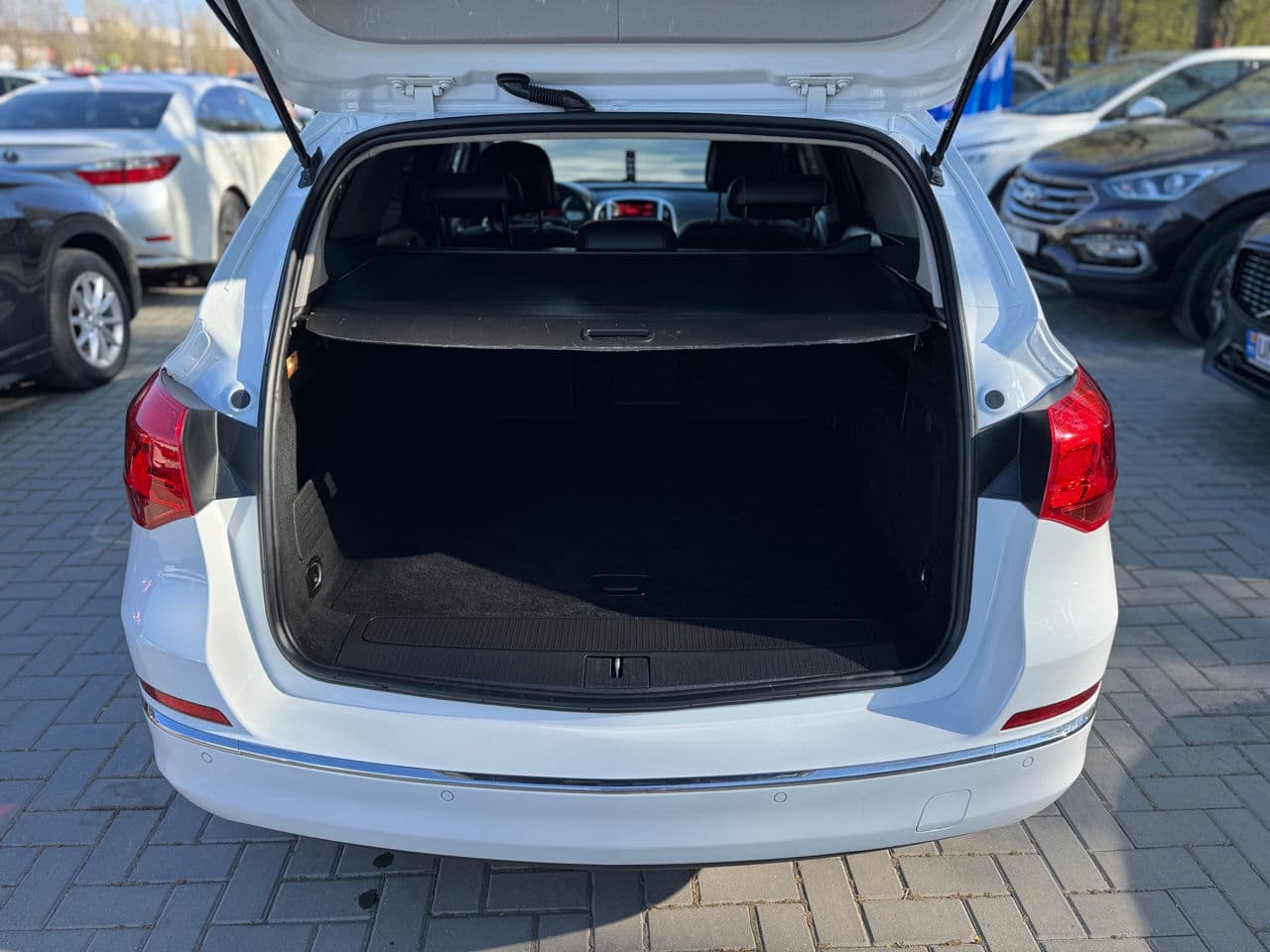 2015 Opel Astra — Miniatură 5