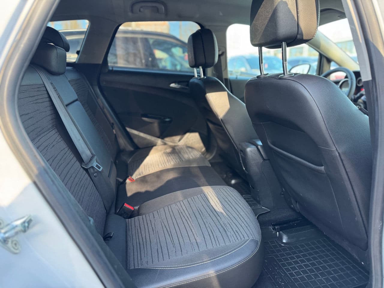 2015 Opel Astra — Miniatură 17
