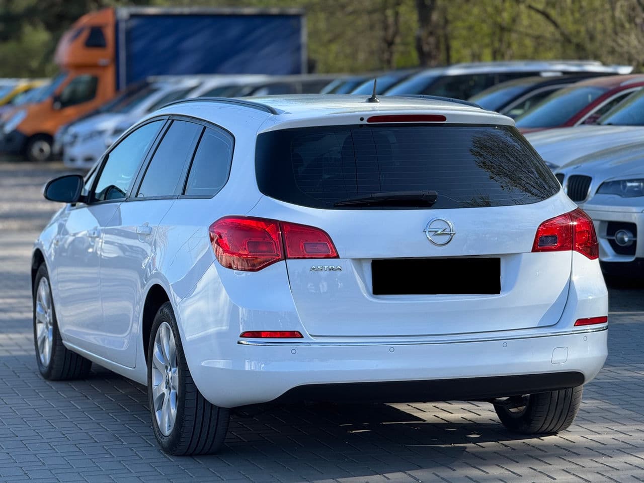 2015 Opel Astra — Miniatură 4