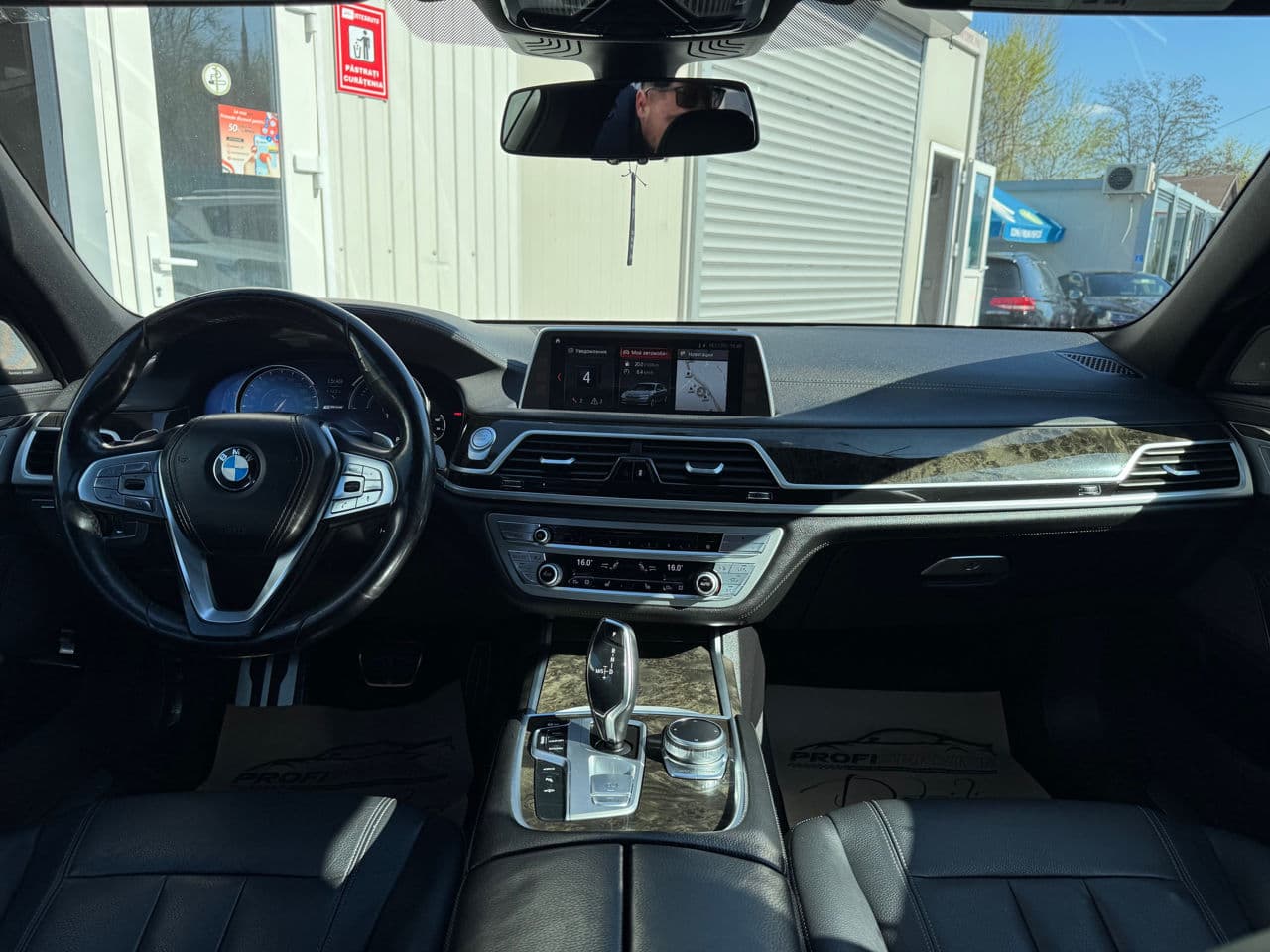2018 BMW 740e — Miniatură 9