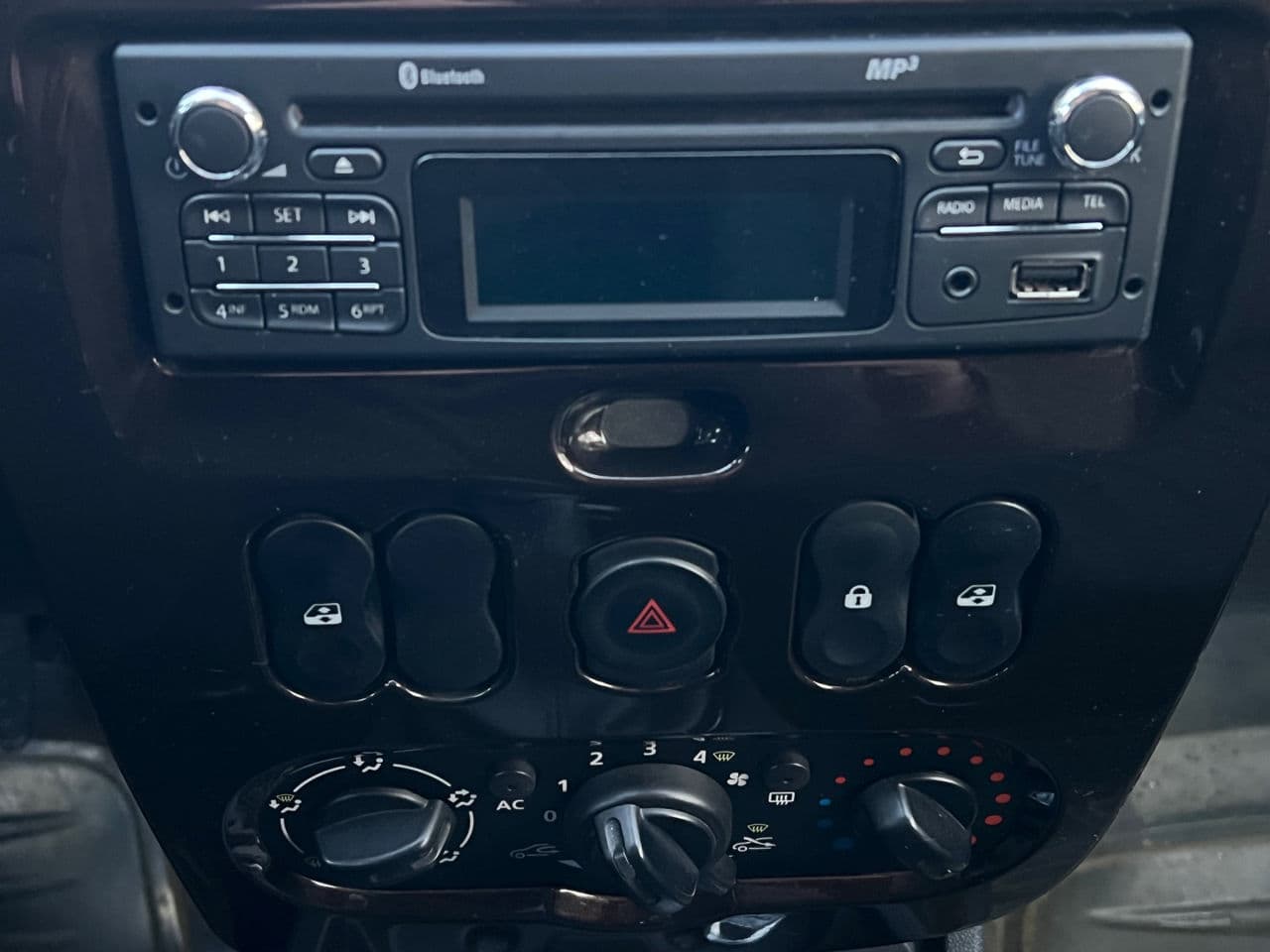 2012 Dacia Duster — Miniatură 6