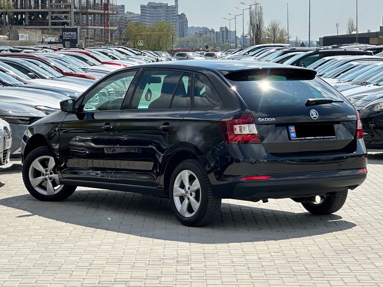 2014 Skoda Rapid — Miniatură 4