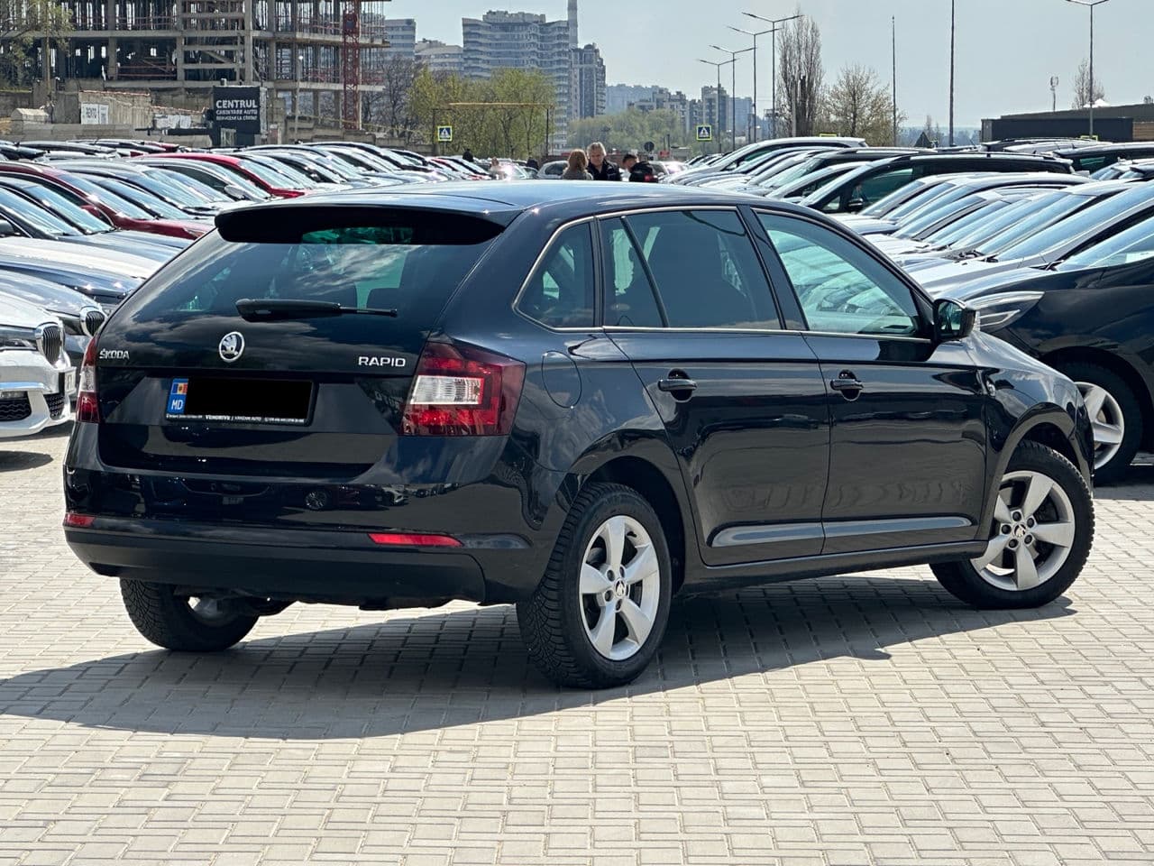 2014 Skoda Rapid — Miniatură 3